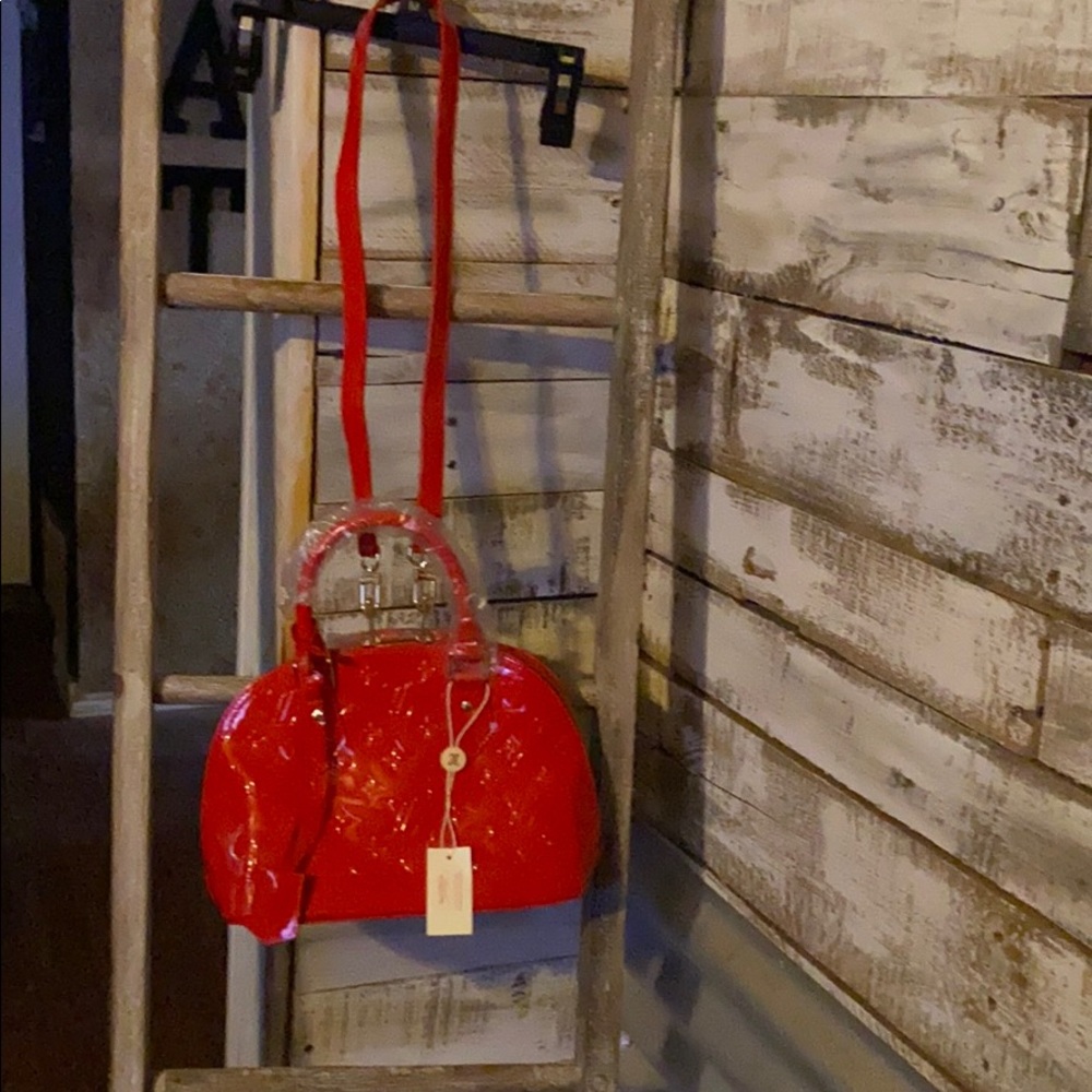 Imitation Louis Vuitton NEW Red Leather Patton